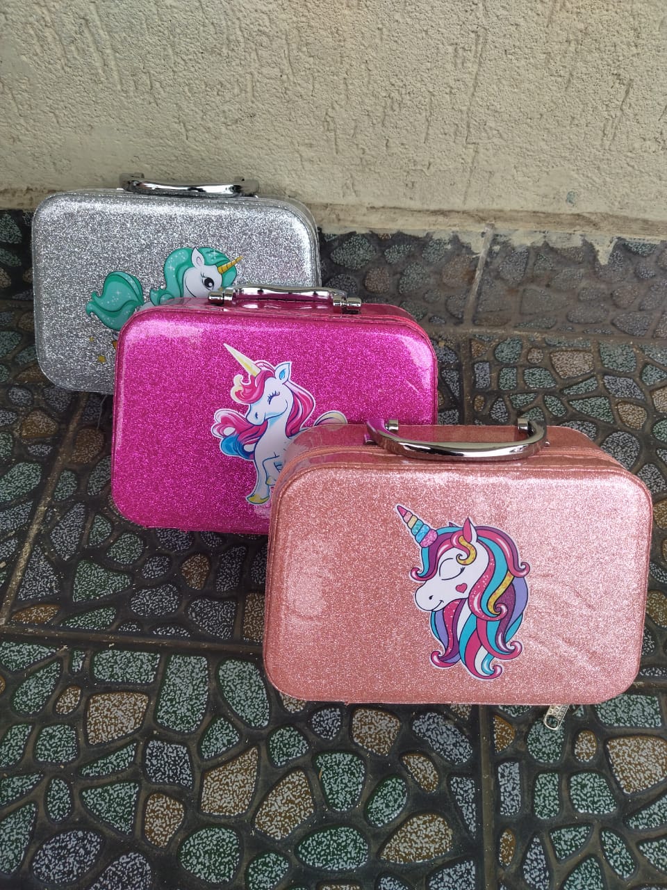 Girls Non-Toxic Makeup Series β Kids Cosmetic Beauty Play Set with Carry Case
