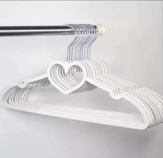 Abs heart hangers