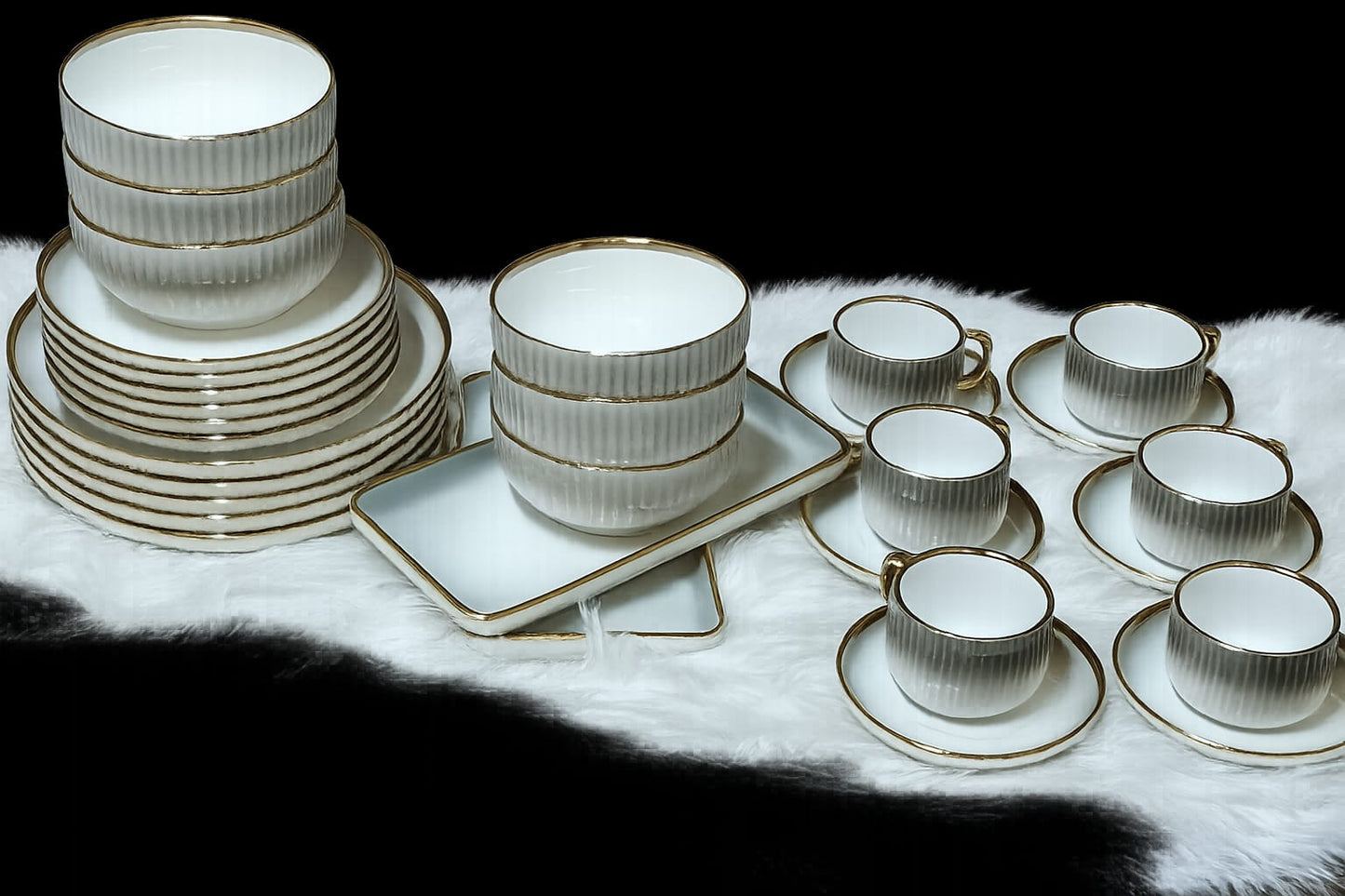 Elegant European Porcelain Dinner set 32pcs set