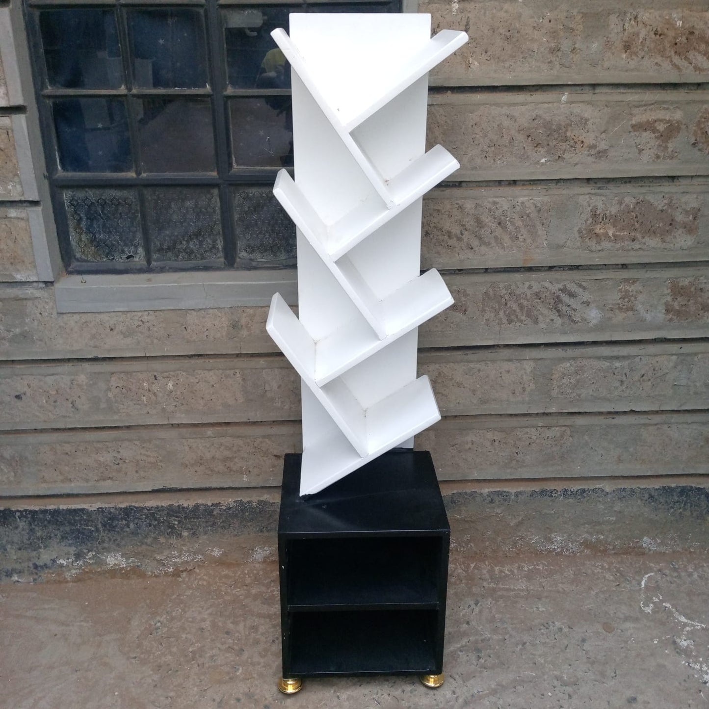 Executive book shelves