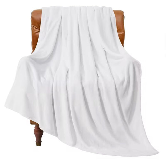 Stay warm and cozy with our ultra-soft fleece blanket (6*6)