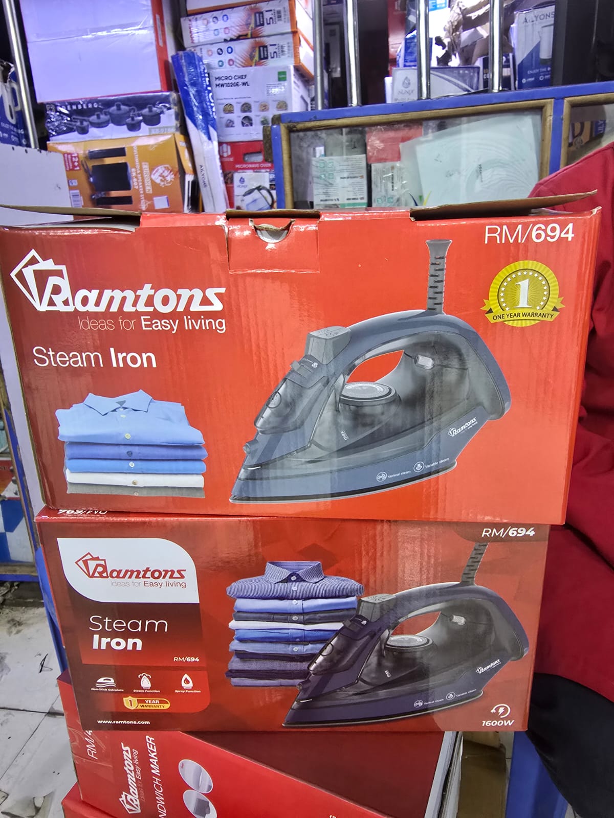 Ramtons steam iron box