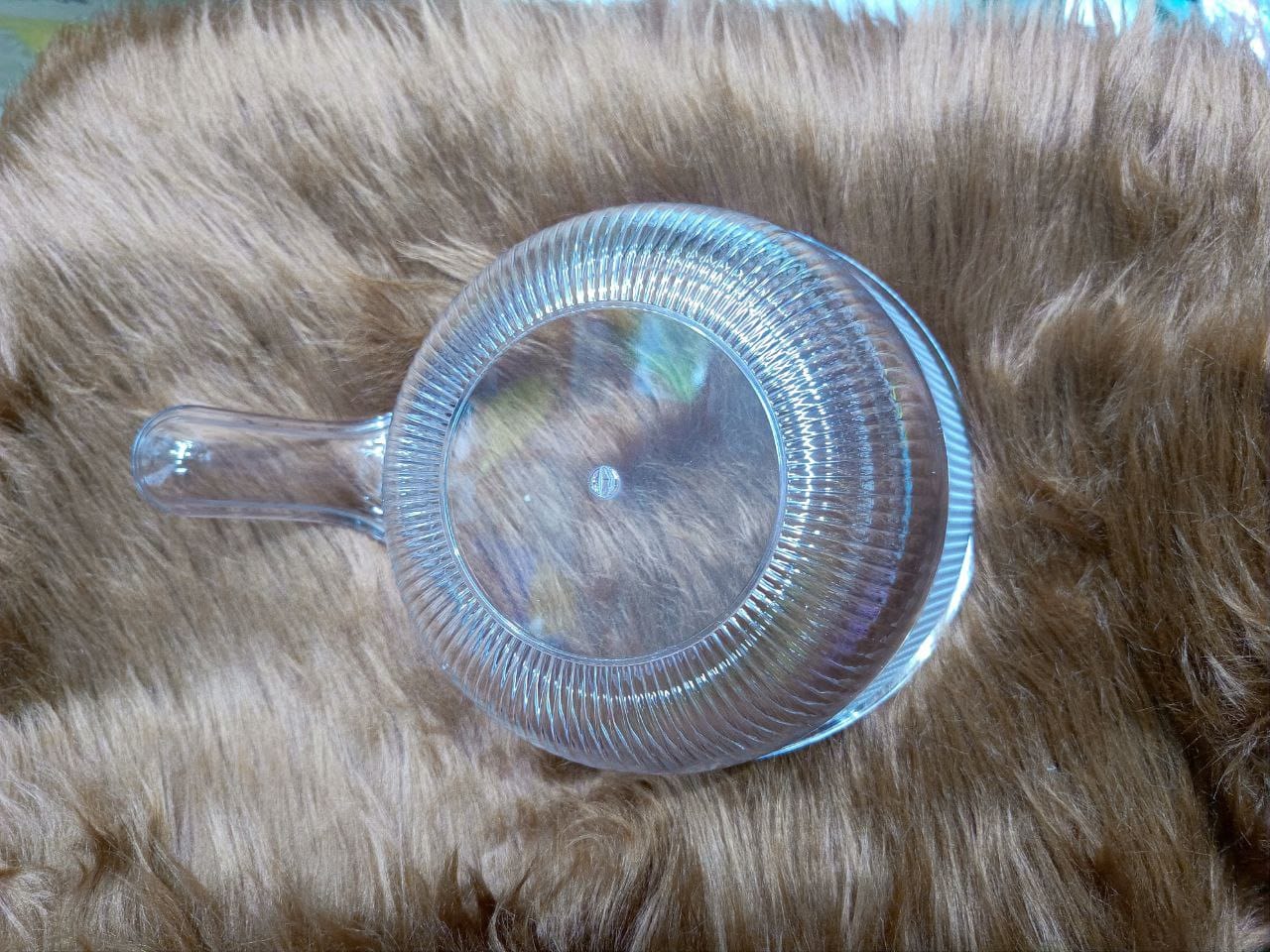 Acrylic colander