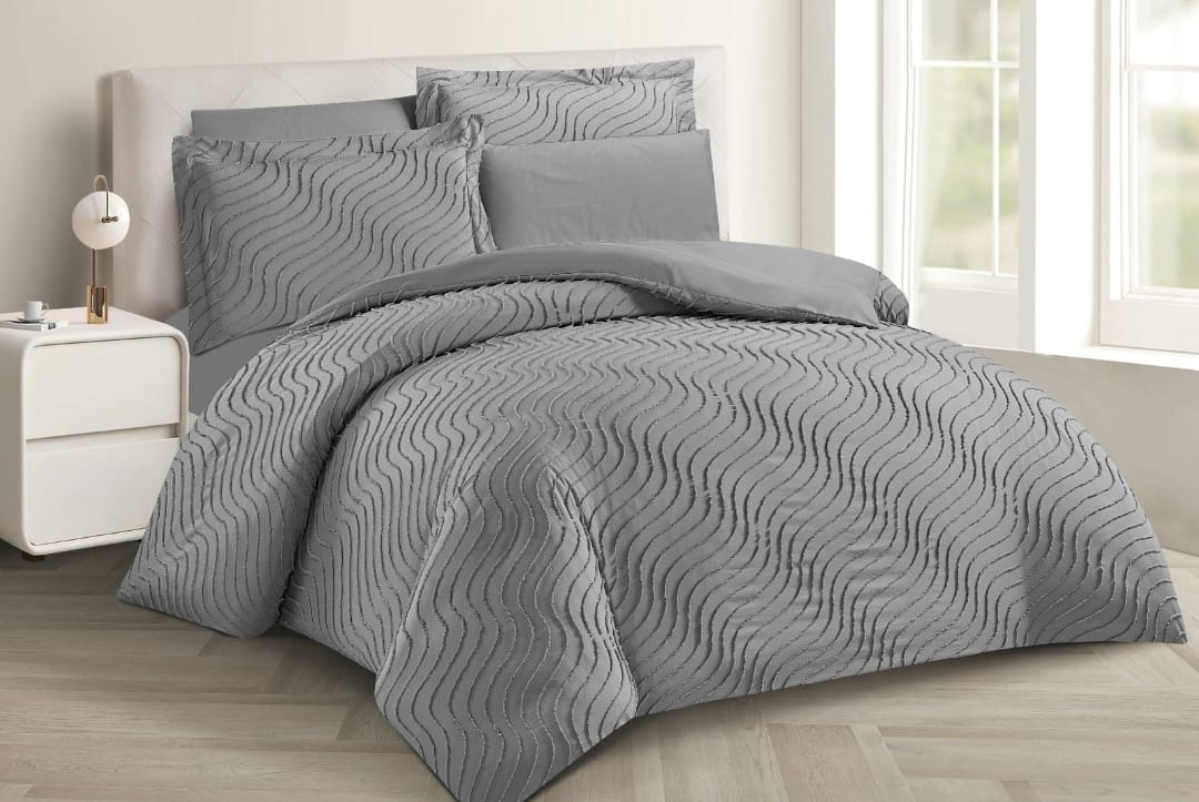 Marble and tufted duvet cover