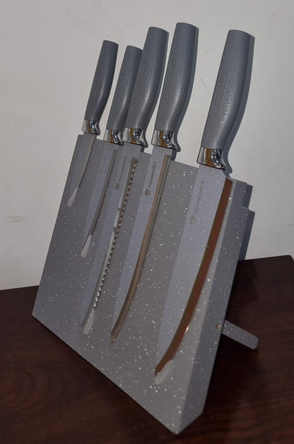 German standard Gottiny or Bonappetit brand 6pc knife set with magnetic block holder