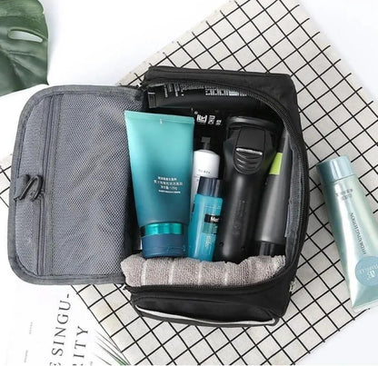 Portable Waterproof Hanging Storage Bag