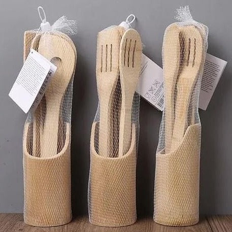 Bamboo cooking set