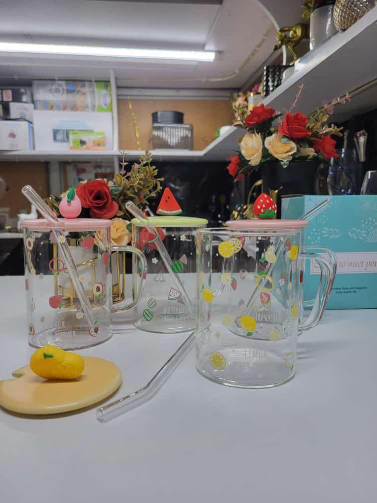 500ml Fruit Style Cartoon Transparent Glass Cup With Straw 1pc