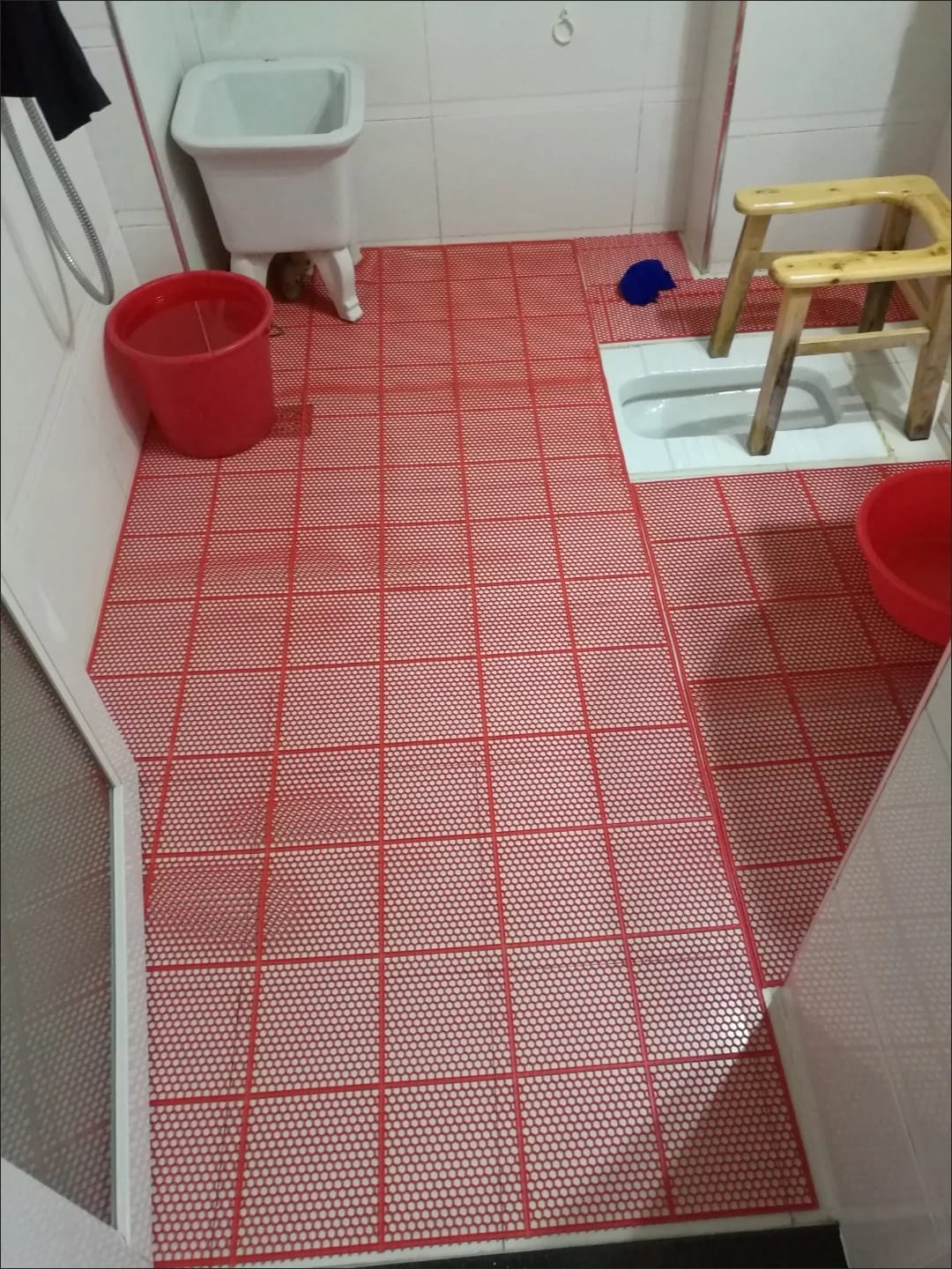 Rubber Mat PVC Non Slip Durable Floor Mat Heavy Duty Matt with Drainage Holes