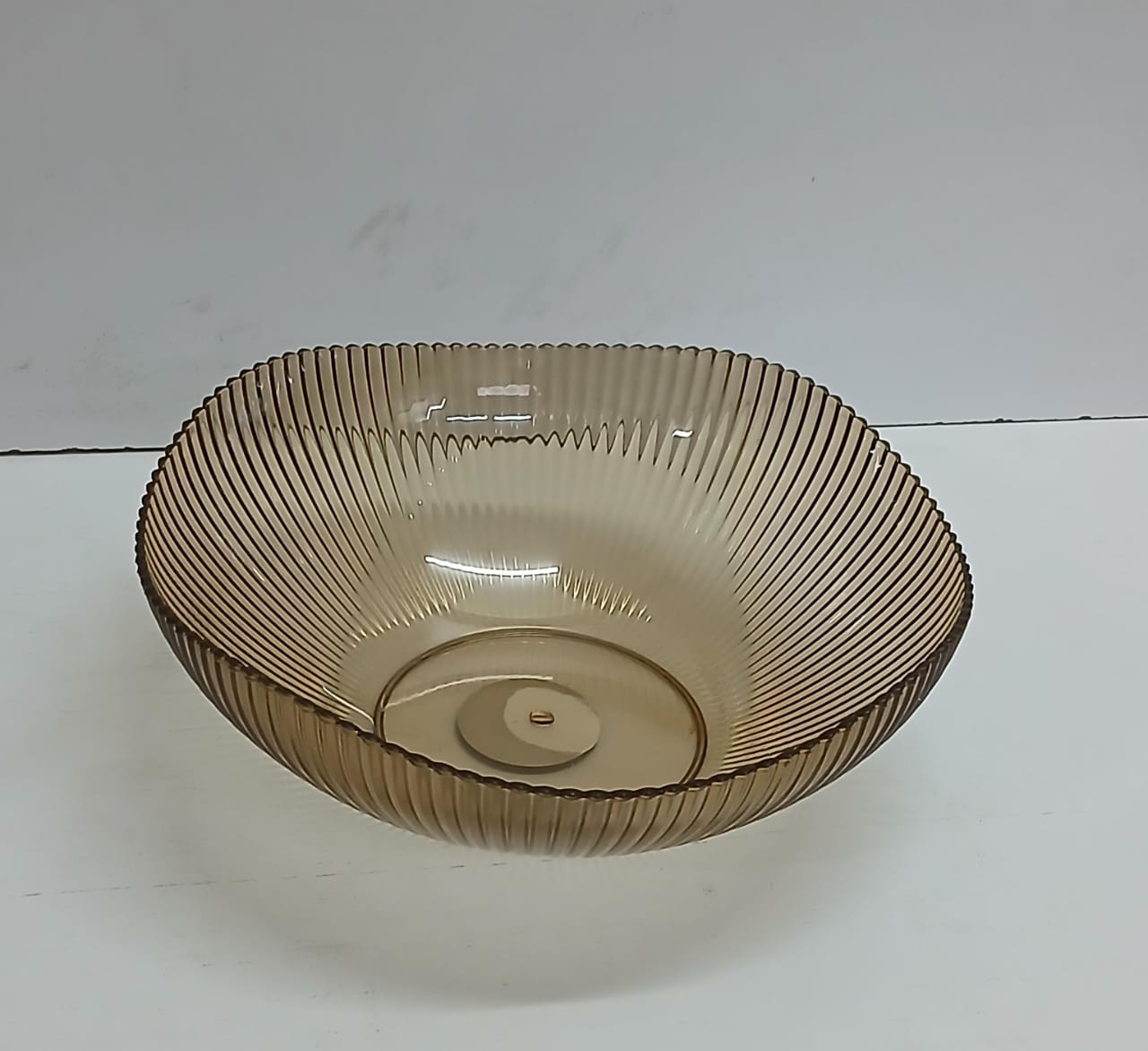 Acrylic fruits platter / salad bowl