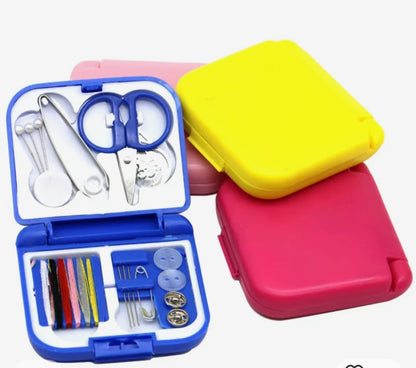Pocket sewing accessories holder