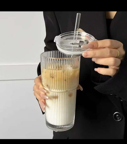Round vertical stripped Glass cup with lid straw 600ml 1pc