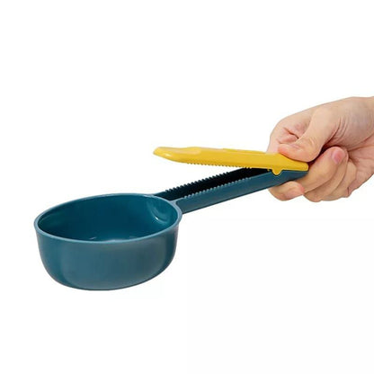 Scooping spoons with sealing clip 1pc