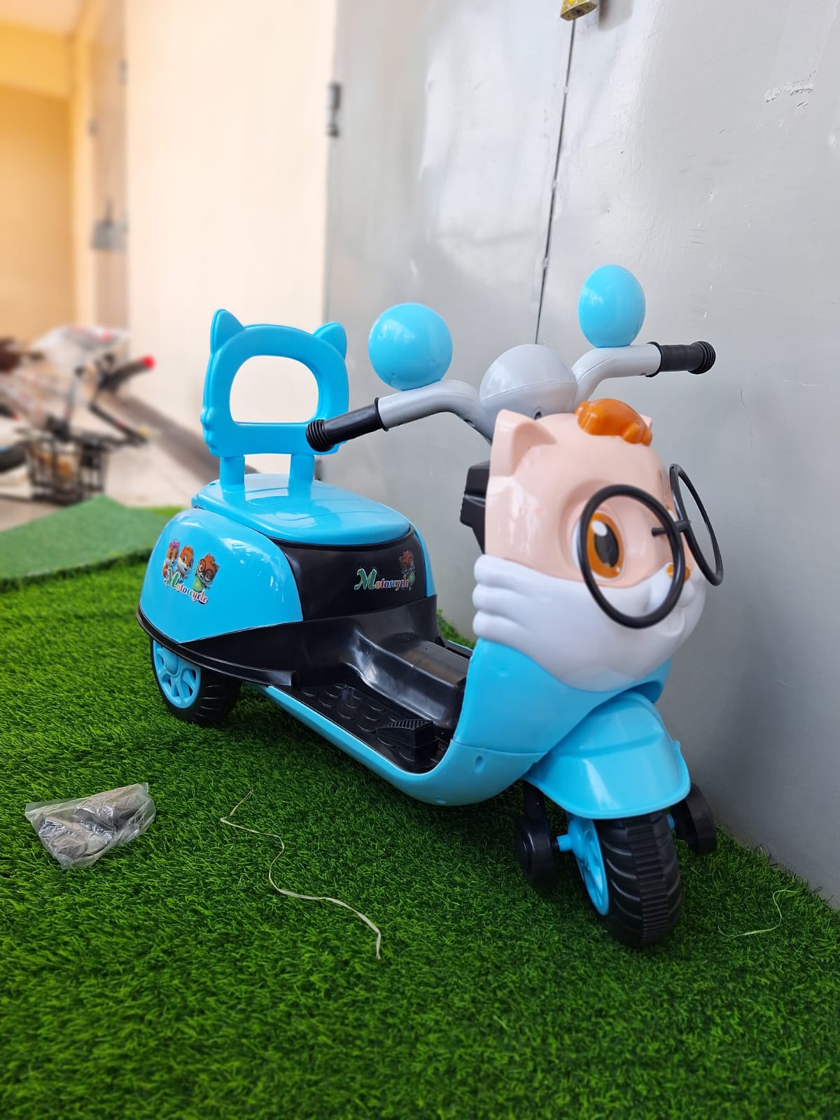 Kids electric motorbike for ages 2<>7yrs