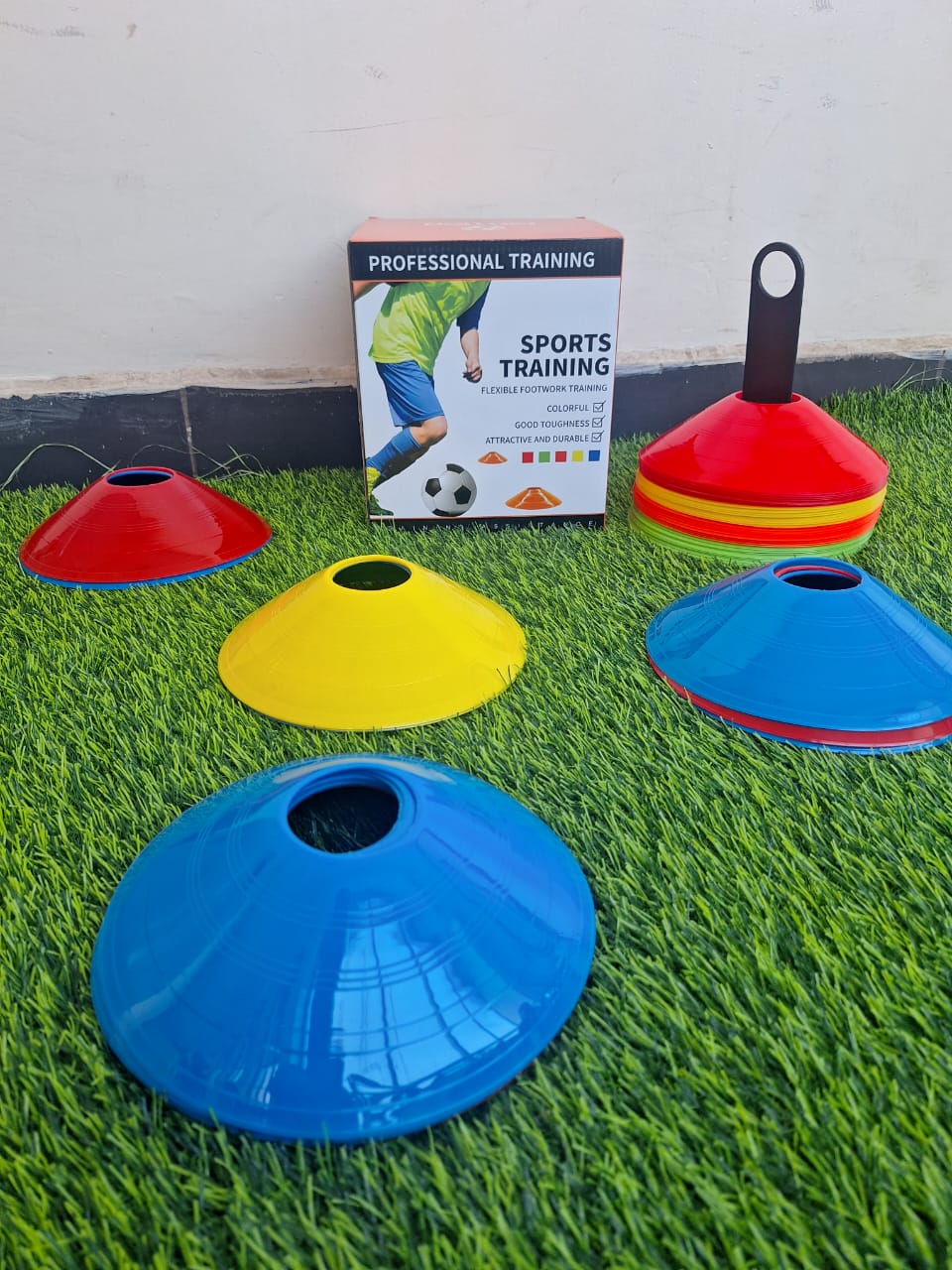 50pcs football cones
