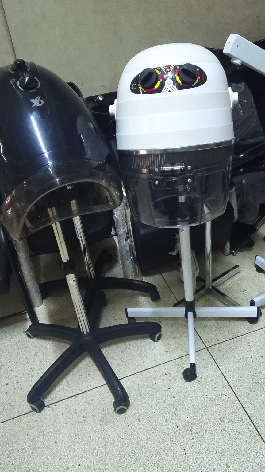 EQUiTOR Standing Hair Dryer machine