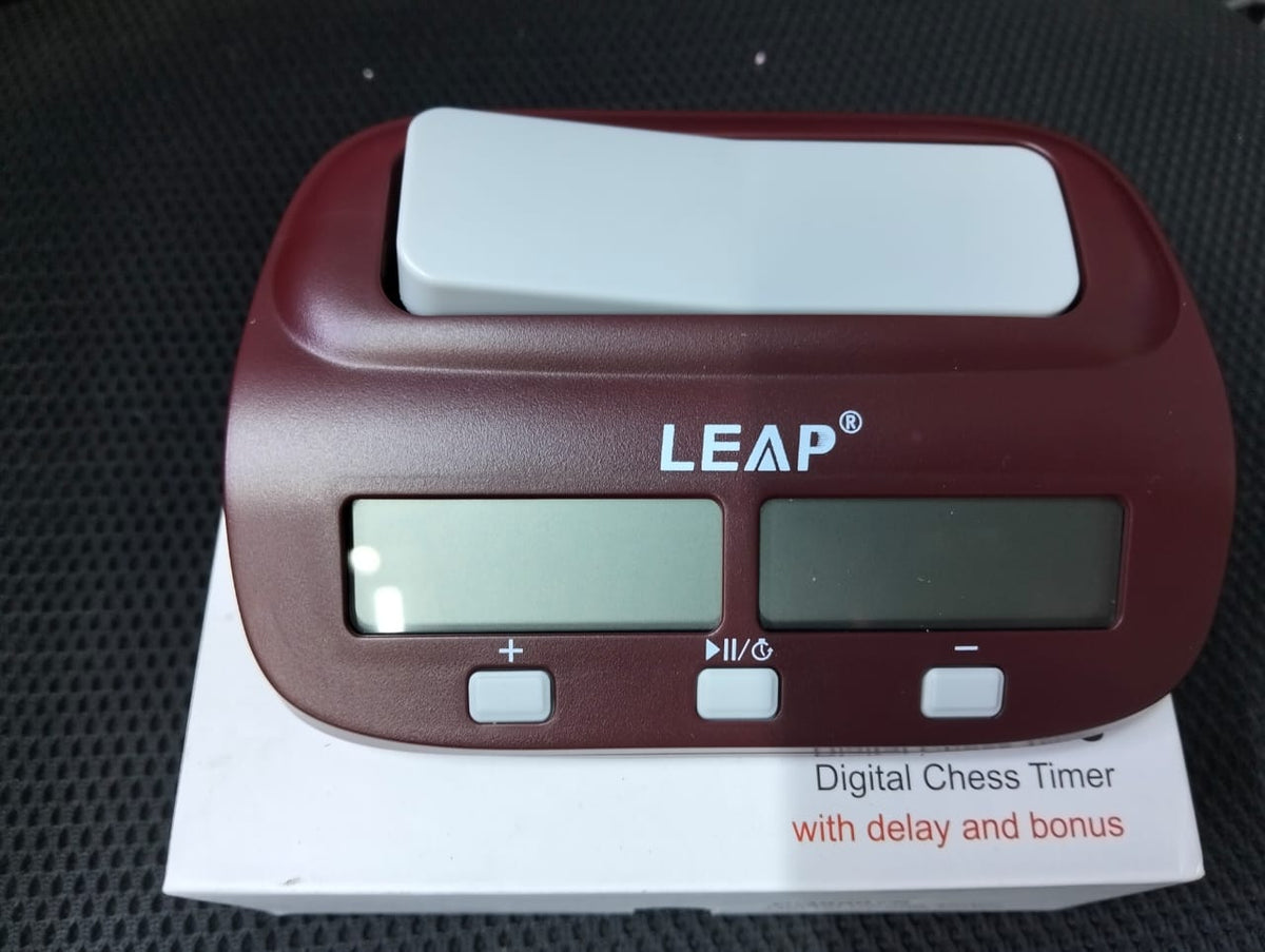 Digital chess timer