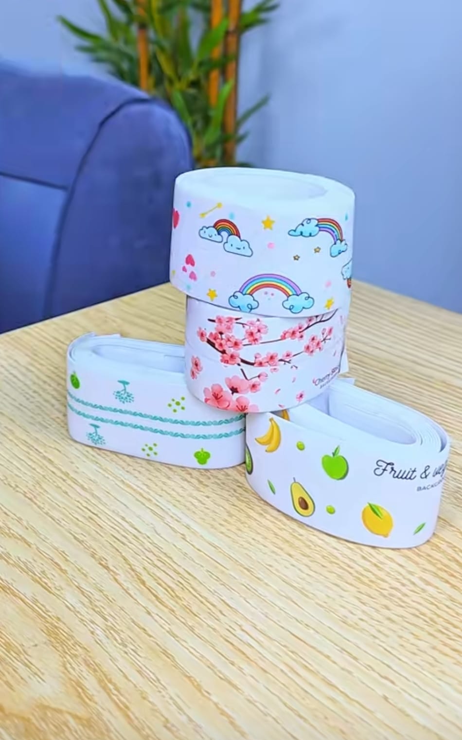 Adhesive sealing tape